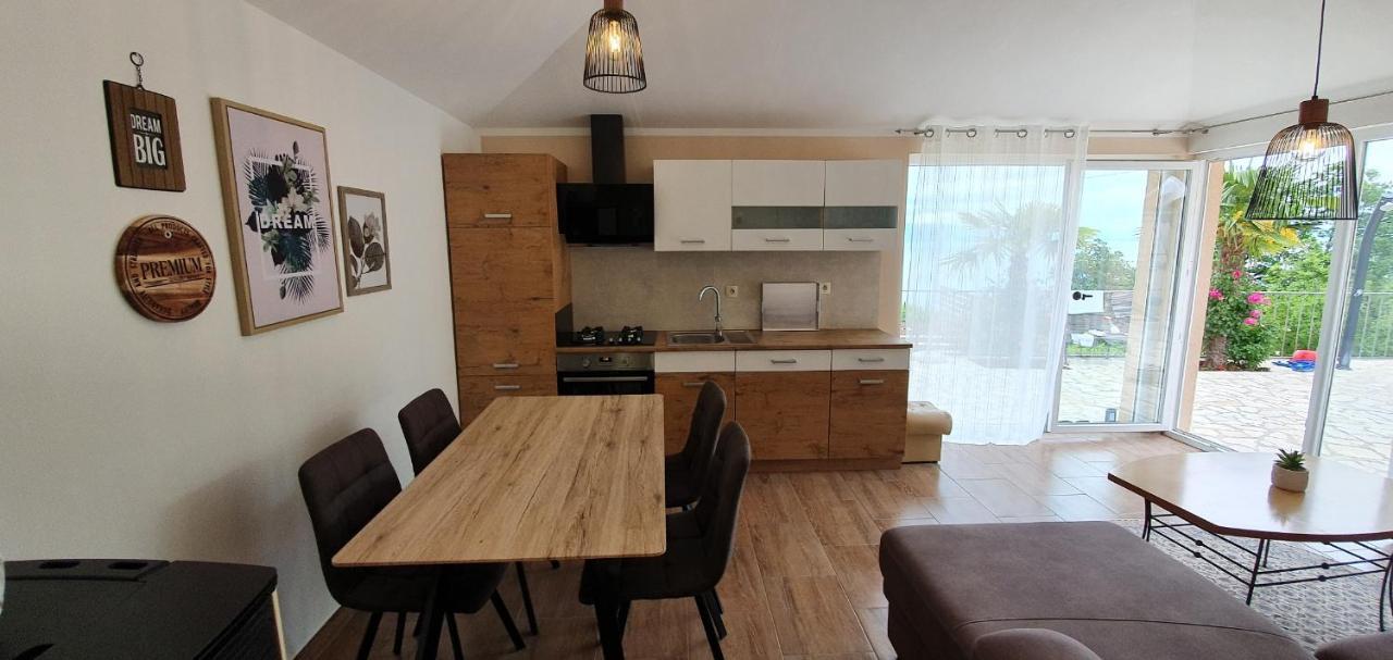 לובראן Apartments Kroatien מראה חיצוני תמונה