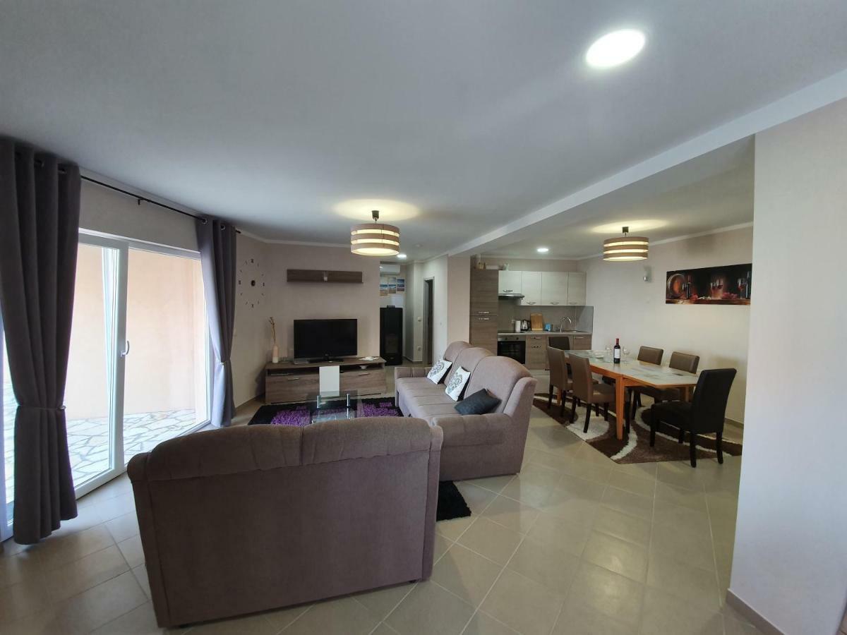 לובראן Apartments Kroatien מראה חיצוני תמונה