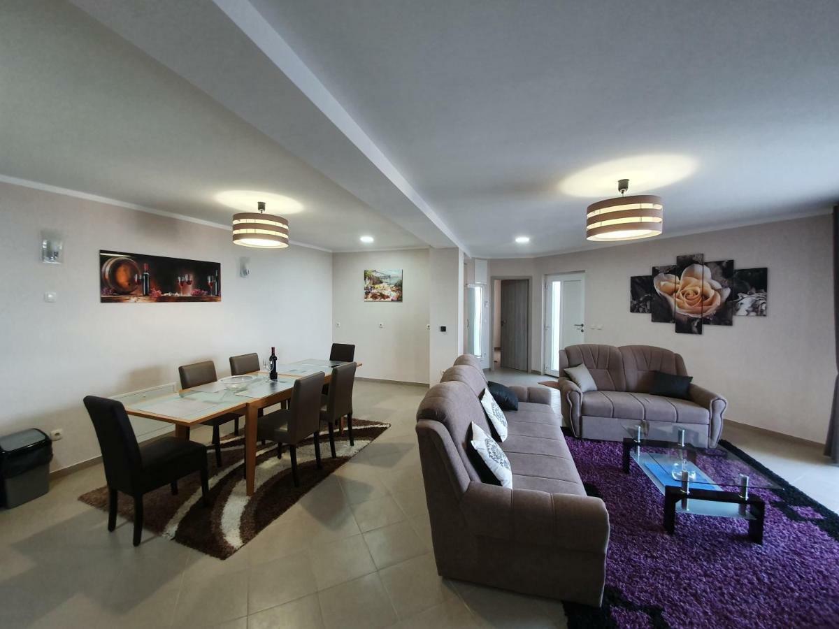 לובראן Apartments Kroatien מראה חיצוני תמונה